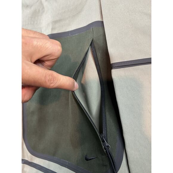 Nike Tech Men's Storm-FIT Hooded Full Zip Rain Jacket Size Large HM9473-320 - Picture 5 of 15